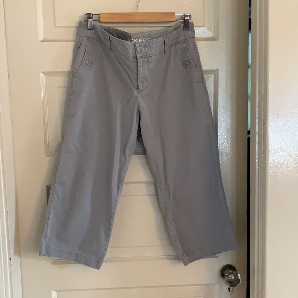 Dockers Grey Khaki Capris, Sz 10